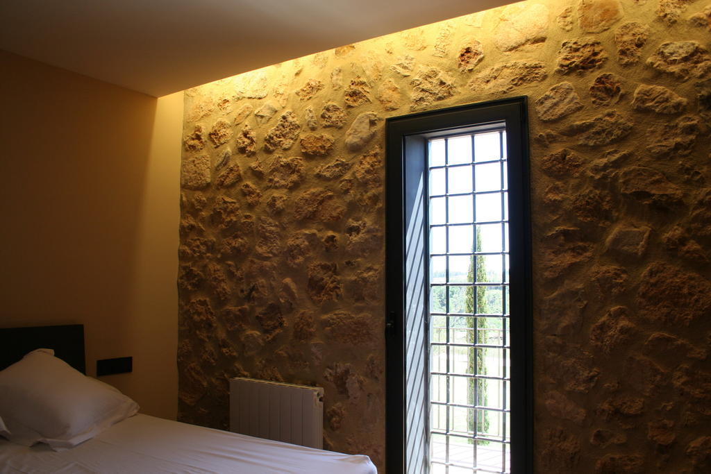 Hotel Mas Oliveres Pla De Palau Llers Pokoj fotografie