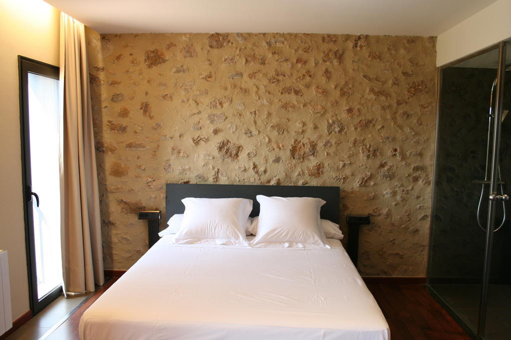 Hotel Mas Oliveres Pla De Palau Llers Pokoj fotografie